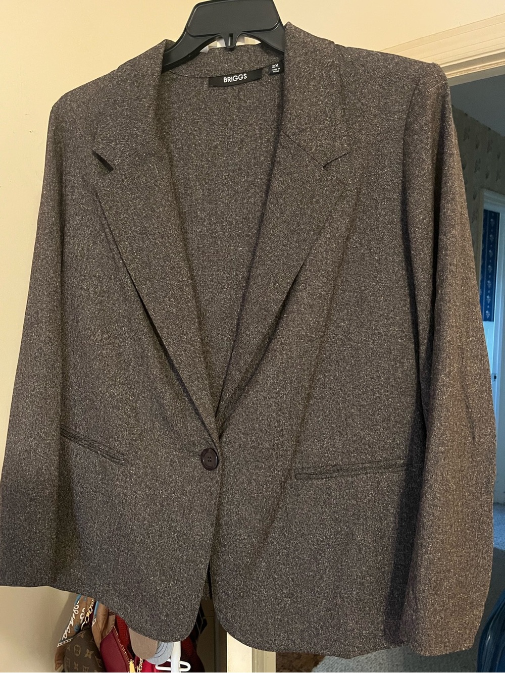 Briggs New York Women’s Brown Tweed Single-Button Blazer. Size 2X. Like new.